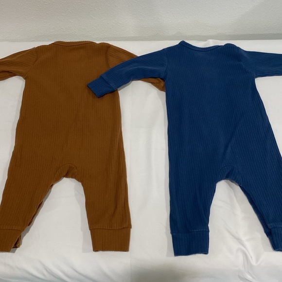 Three Little Tots (2) Baby Ribbed Organic Playsuits with Pockets |Sz 3-6 months - Picture 5 of 12